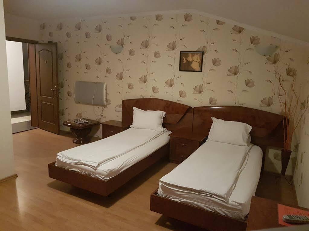 Pension Terra Alba Iulia Eksteriør bilde